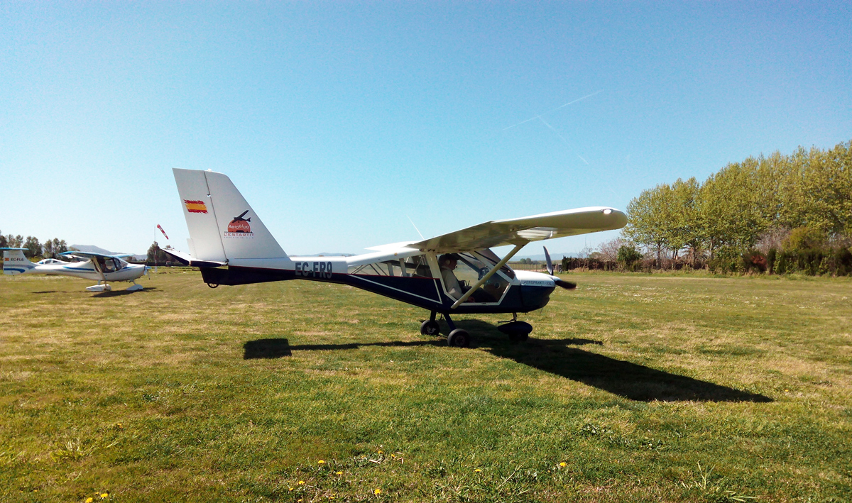 curso-ulm-en-aero-club-estartit